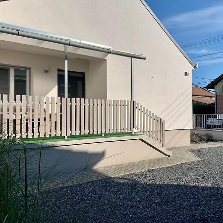 Otthon A Balatonon Vendeghaz Villa Keszthely Exteriör bild