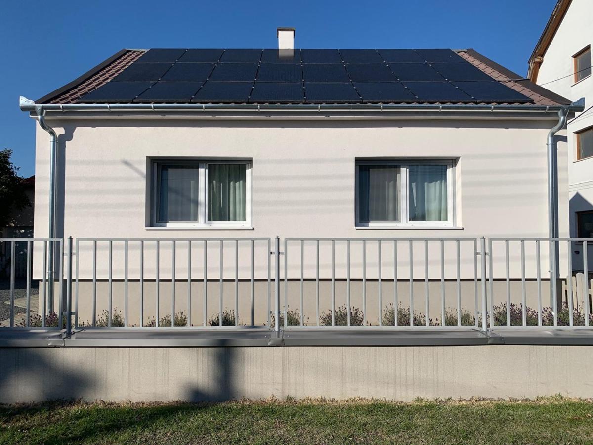 Otthon A Balatonon Vendeghaz Villa Keszthely Exteriör bild